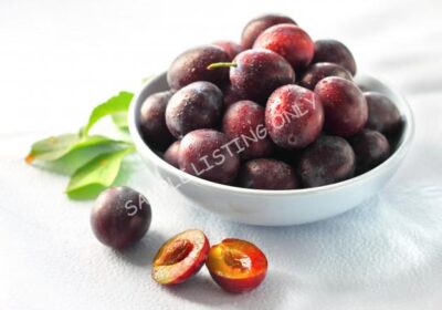 fresh-plums-bowl-light-blue_128711-1